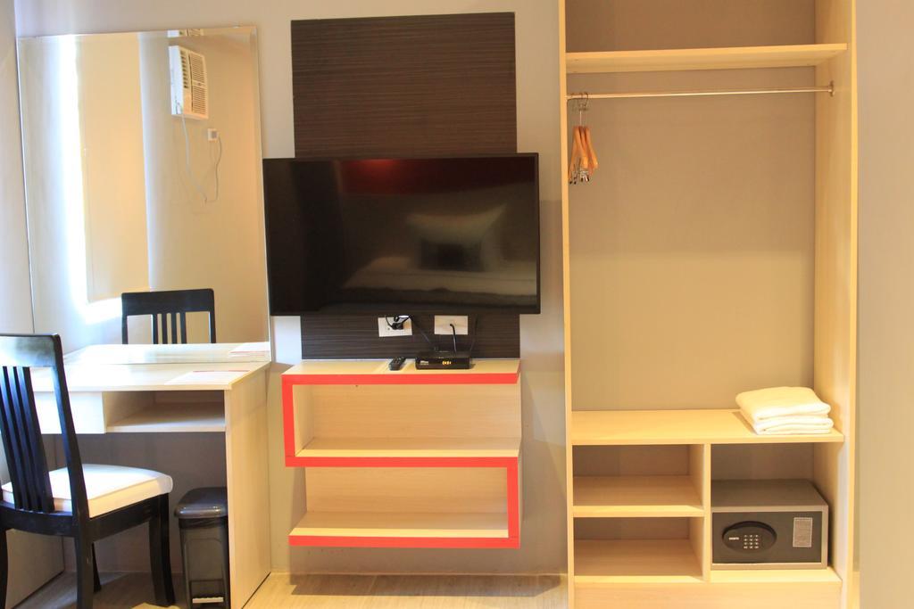 Sumo Asia Hotels - Davao Stadt Zimmer foto